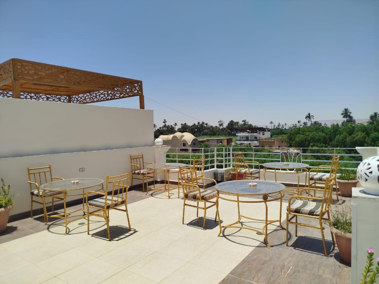 Luxor Star Apartments Esterno foto
